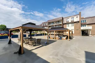 4820 Park Commons Dr, Saint Louis Park, MN 55416 - Photo 28