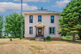 14089 430th Ave, Blue Earth, MN 56013 - Photo 1
