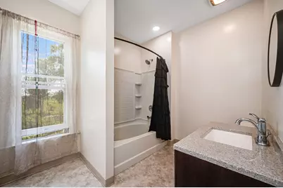 14089 430th Avenue, Blue Earth, MN 56013 - Photo 10