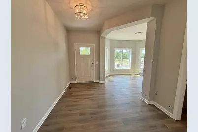 8204 Haywood Drive, Lino Lakes, MN 55014 - Photo 4
