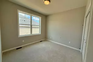 8204 Haywood Dr, Lino Lakes, MN 55014 - Photo 6