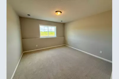 8204 Haywood Drive, Lino Lakes, MN 55014 - Photo 16