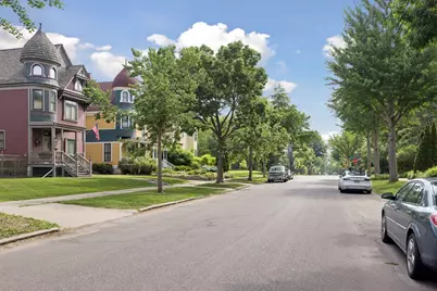 583 Marshall Avenue, Saint Paul, MN 55102 - Photo 6