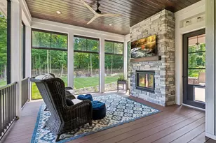 7400 Dogwood Rd, Chanhassen, MN 55331 - Photo 10