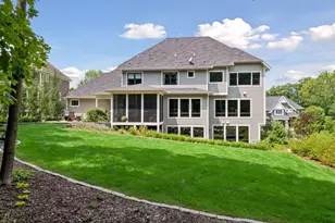7400 Dogwood Rd, Chanhassen, MN 55331 - Photo 32