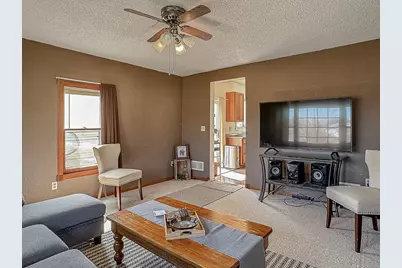 672 S Anna Avenue, Lake Crystal, MN 56055 - Photo 18