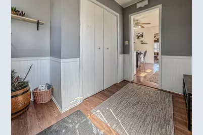 672 S Anna Avenue, Lake Crystal, MN 56055 - Photo 2