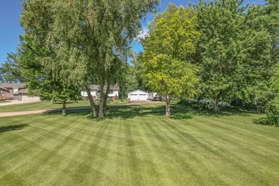 3060 30th Street SW, Willmar, MN 56201 - Photo 10