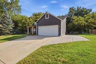 17040 Glencoe Ave, Lakeville, MN 55044 - Photo 2
