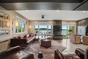 101 Wildwood Beach Rd, Mahtomedi, MN 55115 - Photo 2