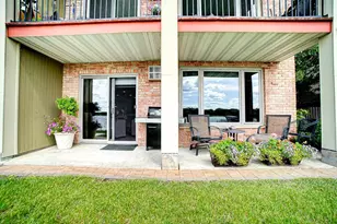 101 Wildwood Beach Rd, Mahtomedi, MN 55115 - Photo 2