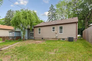 4440 7th St NE, Columbia Heights, MN 55421 - Photo 6