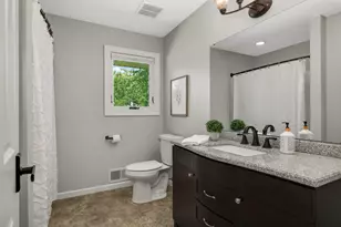2884 W Owasso Blvd, Roseville, MN 55113 - Photo 22
