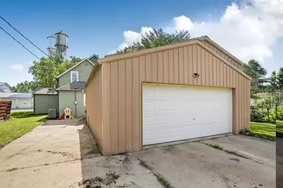 251 Church Street N, Eden Valley, MN 55329 - Photo 4