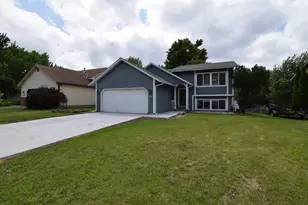 4743 Ridge Wind Trail, Eagan, MN 55122 - Photo 2