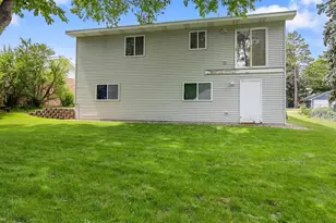 121 Brown Ave S, Annandale, MN 55302 - Photo 20