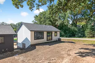 213 20th St SW, Rochester, MN 55902 - Photo 24