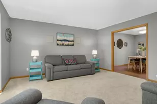 7934 Chesshire Ln N, Maple Grove, MN 55311 - Photo 10