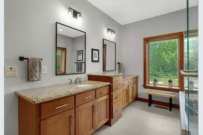 914 Jewel Avenue N, Lake Elmo, MN 55042 - Photo 22