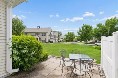 2013 Stahlke Way, Chaska, MN 55318 - Photo 22