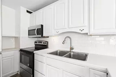 19 1st Street S #B908, Minneapolis, MN 55401 - Photo 32