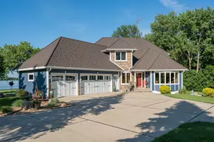 16 Lake Shore Dr, Sherburn, MN 56171 - Photo 8