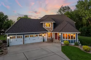 16 Lake Shore Dr, Sherburn, MN 56171 - Photo 2