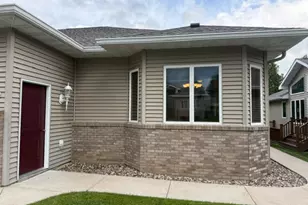 106 Whispering Ln, Winona, MN 55987 - Photo 34