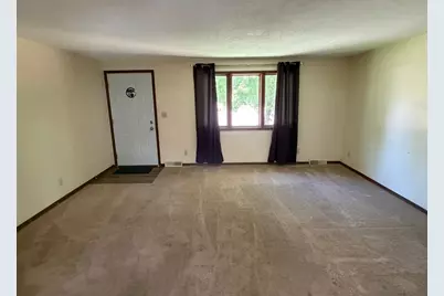 105 Silver Street W, Mapleton, MN 56065 - Photo 2