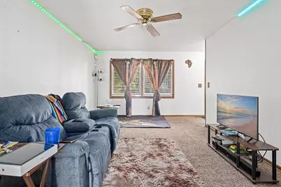 980 Jessamine Avenue E, Saint Paul, MN 55106 - Photo 4