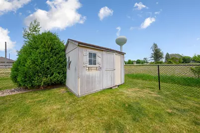 315 Hazeltine Avenue NE, Owatonna, MN 55060 - Photo 34