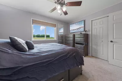 315 Hazeltine Avenue NE, Owatonna, MN 55060 - Photo 16