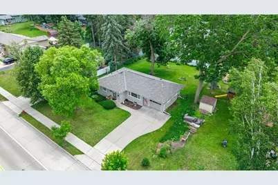 512 Woodley Street E, Northfield, MN 55057 - Photo 2