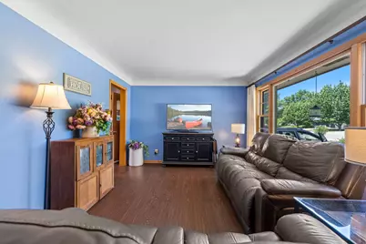512 Woodley Street E, Northfield, MN 55057 - Photo 6