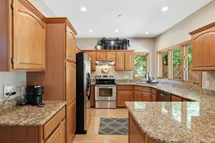 15505 Bryant Ave S, Burnsville, MN 55306 - Photo 12