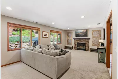 15505 Bryant Avenue S, Burnsville, MN 55306 - Photo 6