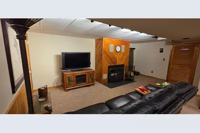 703 16th Street E, International Falls, MN 56649 - Photo 12