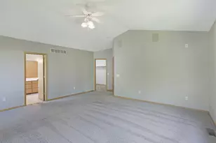 6926 Taylor Dr, Savage, MN 55378 - Photo 18