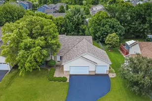 6926 Taylor Dr, Savage, MN 55378 - Photo 4