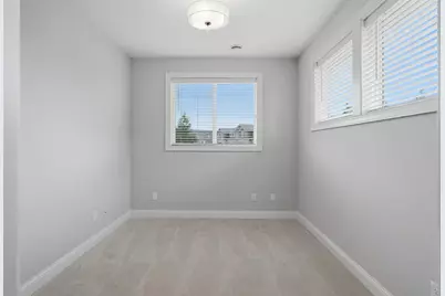 1710 Southpoint Lane, Hudson, WI 54016 - Photo 24