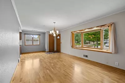 9137 11th Avenue S, Bloomington, MN 55420 - Photo 4