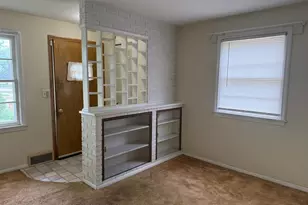233 W McKinley St, Owatonna, MN 55060 - Photo 6