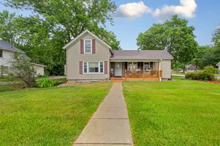 806 5th St NW, Faribault, MN 55021 - Photo 1