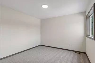 21349 Cottonwood Street NW, Oak Grove, MN 55011 - Photo 20