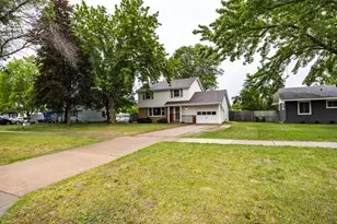 11801 Crooked Lake Blvd NW, Coon Rapids, MN 55433 - Photo 24