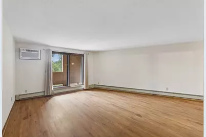 1034 Cleveland Avenue S #105, Saint Paul, MN 55116 - Photo 12