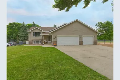 561 Kingsley Street S, Winsted, MN 55395 - Photo 2