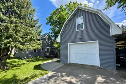 404 Elk Street NW, Warroad, MN 56763 - Photo 2