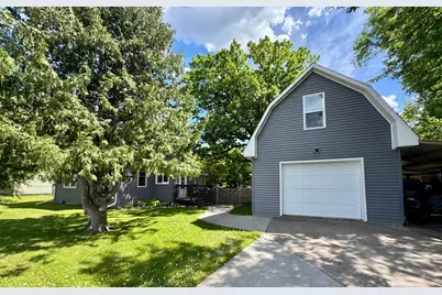 404 Elk Street NW, Warroad, MN 56763 - Photo 22