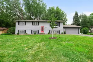 17160 Hershey Ct, Lakeville, MN 55044 - Photo 2